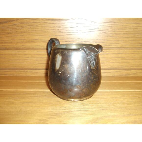 WM Rogers Silver Plate Creamer Set Creamer Bowl Sugar Bowl Spring Flower - Picture 4 of 5